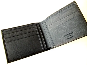 Giorgio Armani Men's Bi-fold Wallet..#602..Saffiano Black, Dark Navy Blue inside - Picture 1 of 3