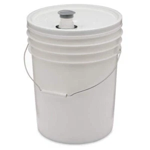 Cubo de 5 galones con tapa de boquilla EZ - Imagen 1 de 3