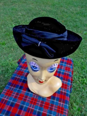 Vintage 1940s 50s Valerie Modes Black Velveteen Bow Hat Rockabilly Retro Gothic - Изображение 1 из 4