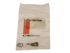 NEW BOMBARDIER LEARJET CUTLER-HAMMER SWITCH P/N 8868K4 - INVERTER, FUEL CONT. - Bild 1 von 1