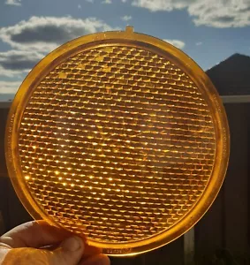 Traffic Light Lens - Amber - Picture 1 of 2