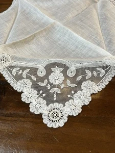 Antique Elegant White Linen Lace Handkerchief Wedding Heirloom 🍒 - Picture 1 of 3