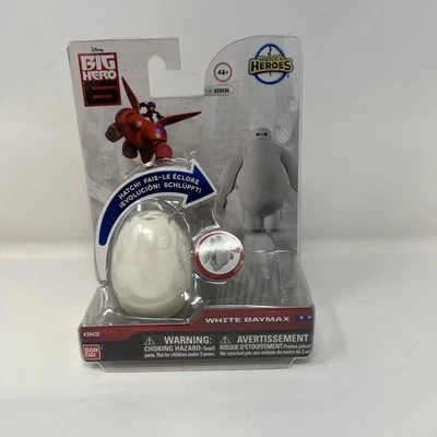 2015 Bandai Big Hero 6 White Baymax figura de acción Hatch N Heroes nueva Foto 1 de 4