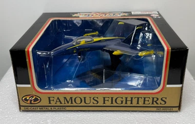 Motormax Famous Fighters US Navy Blue Angels F-18 Hornet Foto 1 de 4