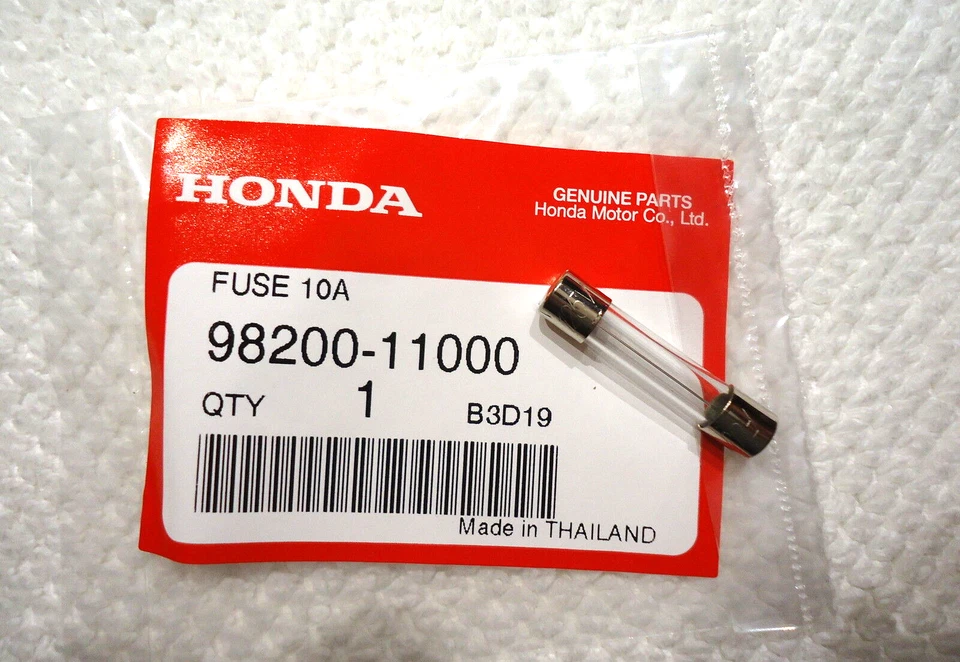 FUSIBLE HONDA XL100 125 XL175 185 XL 200 250 XL350 XL500 XL600 GENUINO OEM 10 AMPERIOS  Foto 1 de 1