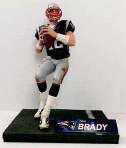 Tom Brady 12" Figure New England Patriots Series 3 McFarlane 2005 NFL 1222 - Picture 1 of 14