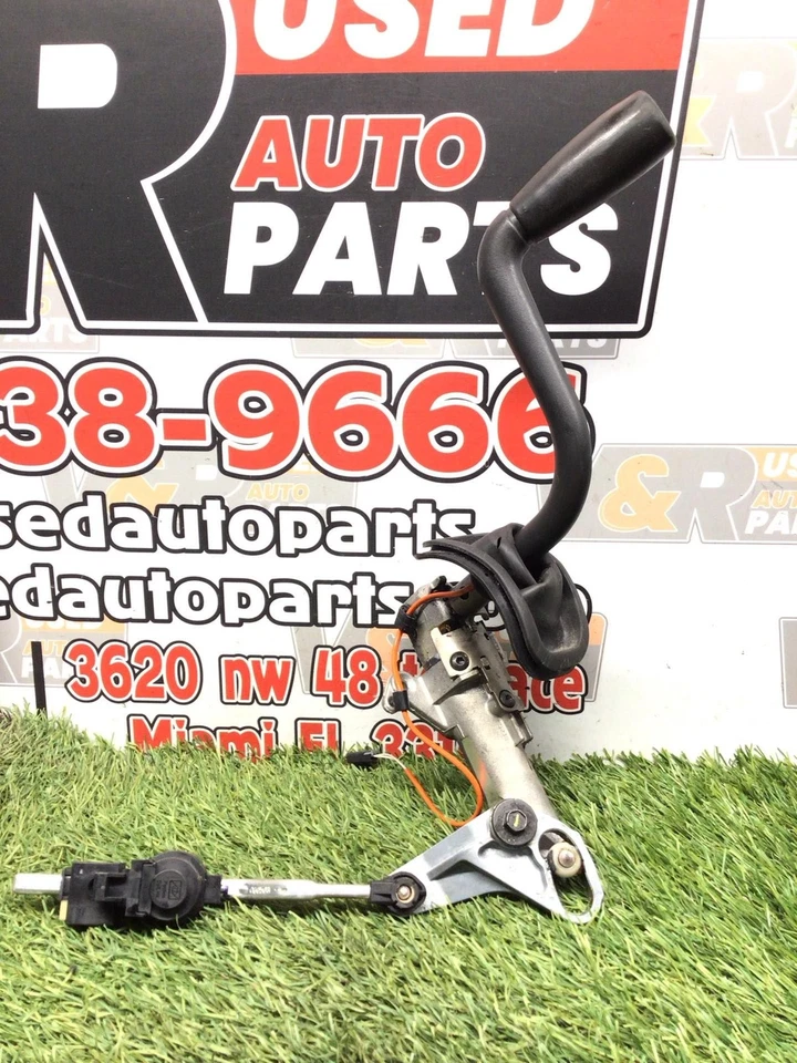 ✅ 2004 SILVERADO 1500 floor shifter OEM - Image 1 of 3