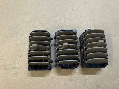 2000-2005 Buick LeSabre климат-контроль тепла вентиляционные отверстия кондиционера - кол-во 3 OEM 00-05 - Изображение 1 из 2