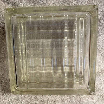 Винтажный восстановленный архитектурный оконный блок ар-деко 7 3/4 дюйма x 7 3/4 дюйма x 4 дюйма - Изображение 1 из 4