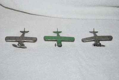 Three Vintage 1930s Tootsietoy UX 214 Aero Dawn Silver/Green Toy Planes Metal  - Image 1 of 4