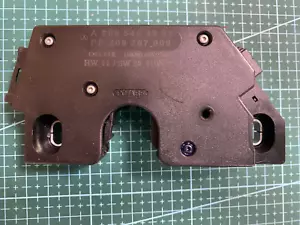 Mercedes w209 Gear Selector A 2095453332 - Picture 1 of 1
