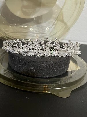 DAVIDS BRIDAL SILVER SWAROVSKI CRYSTAL SPRAY CROWN/TIARA (VEN STYLE 9412SILVER) - Image 1 of 4
