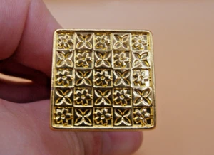 Sigillo timbro cera guarnizione quadrato fiori a scacchi metallo e legno tono oro moderno - Foto 1 di 4