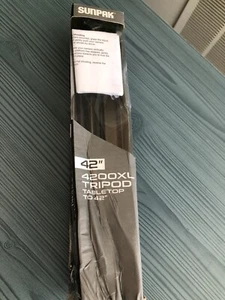 Sunpak 4200XL Tripod 42 in - Photo 1/3