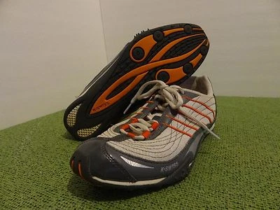 Tênis de corrida esportivo feminino K Swiss 7,5 cinza prata branco laranja malha - Imagem 1 de 4