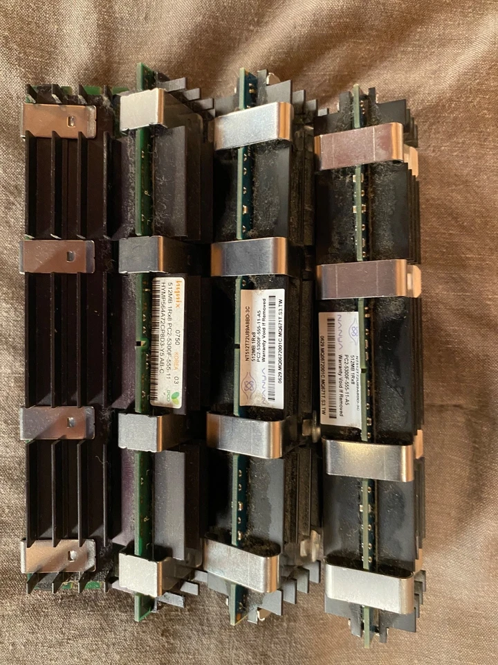 A1186 Mac Pro 2 Gb Ram ( 4 x 512MB PC2-5300F) - Image 1 of 1