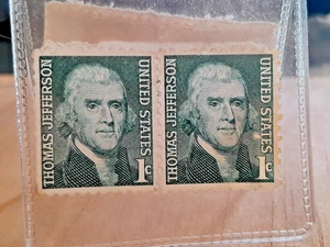 THOMAS JEFFERSON (2 HINGED) 1 CENT US POSTAGE STAMP -GREEN RARE- VINTAGE STAMP - Picture 1 of 4