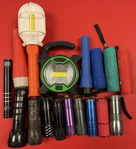 A Lot Of 17 Flashlights And More All Working - Picture 1 of 6
