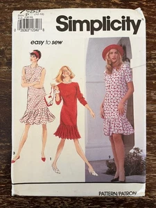 Vestido Simplicity 7753 SIN CORTAR patrón de costura, Misses' Petite, talla P (12-16) - Imagen 1 de 2