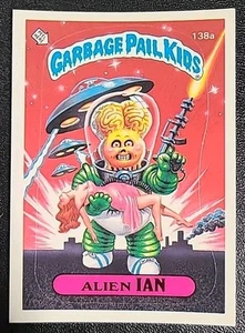 1986 Series 4 GPK Garbage Pail Kids Sticker OS4 Alien IAN #138a - Bild 1 von 2