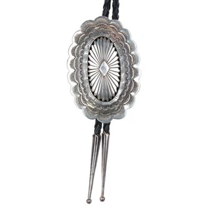 c1980 Vintage Albert Yazzie Navajo Sterling Silber Concho Stil Bolokrawatte - Bild 1 von 6