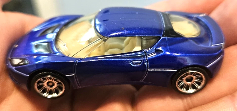 Matchbox 2008 Blue Lotus Loose diecast 1:60 an extravagant species - Image 1 of 4