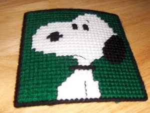 NEW completed plastic canvas magnet - Snoopy (green) - Picture 1 of 1
