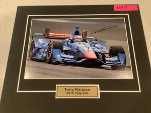TONY KANAAN SIGNED 16X13 2015 NTT DATA INDY WINNER PHOTO & 8X10 SIGNED CARD - Picture 1 of 3
