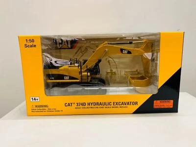 Norscot Caterpillar Cat 374D Hydraulic Excavator 1/50 Scale Die-Cast Model 55274 - Image 1 of 4