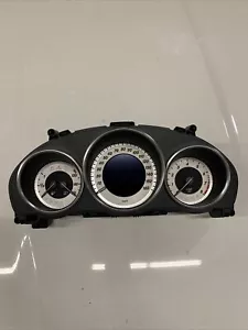 11 - 16 MERCEDES E350 W212 Speedometer Instrument Gauge Cluster OEM - Picture 1 of 15