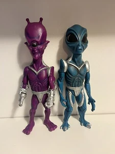Vintage 1997 R. Robert Marino Aliens Lot Of 2 Purple Blue Figures Rare 14” - Picture 1 of 16