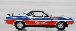 Plymouth 440 Cuda 1/24 Diecast 1971 Rapid Transit White w/Blue &Orange Strips - Picture 1 of 10