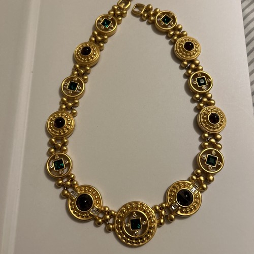 Collana vintage in cristallo Givenchy. Pezzo dichiarazione Givenchy. Colore oro