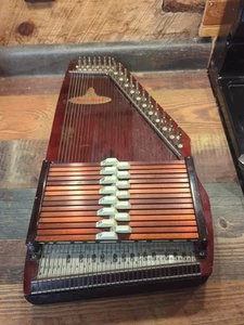 Vintage Chromaharp 15 Chord 36 String by RBI Rhythm Bands Inc Needs TLC - Picture 1 of 12