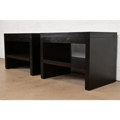 Mesitas de noche Barbara Barry para muebles de panadero de caoba, recién terminadas Foto 1 de 4