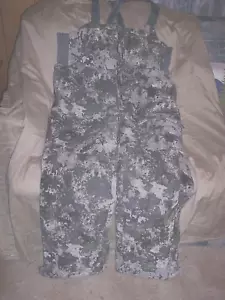 Mens Small Camo Bibs Standhunter Instinct Insulated Camo Hunting Bib Overalls - Picture 1 of 6