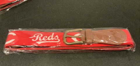 2022 Cincinnati Reds Belt Father’s Day 6-19-23 SGA Belt - New in Package Cover