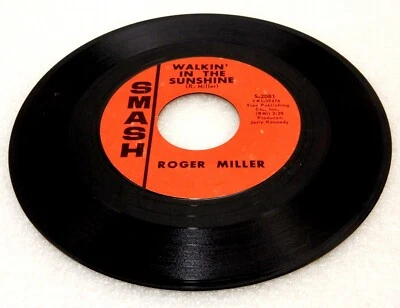 Roger Miller, Vintage Country 45 RPM, Walkin' In The Sunshine/Home, R45-030 - Image 1 of 4