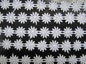 2 METER Borte GPO Blumen Spitze Nicht elastisch Weiß 1,3 cm.top mode - Bild 1 von 5