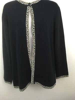 Cárdigan suéter mediano Liz Baker para mujer negro con ribete de leopardo tostado Foto 1 de 4