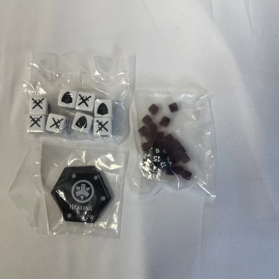 Magic The Gathering Arena of The Planeswalkers Board Game REPLACEMENT DICE - Image 1 of 1