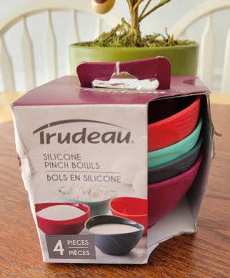 Trudeau  Silicone Pinch Grip Bowls 4- 1/2 Cup Easy Pour Condiments Ingredients - Image 1 of 4