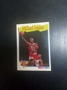 Michael Jordan 1991-92 NBA Hoops Milestones Points #317 Bulls - Picture 1 of 2
