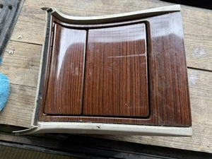03-06 Cadillac Escalade Cup Holder Lower Bezel 12V Port Ashtray Woodgrain OEM - Picture 1 of 2