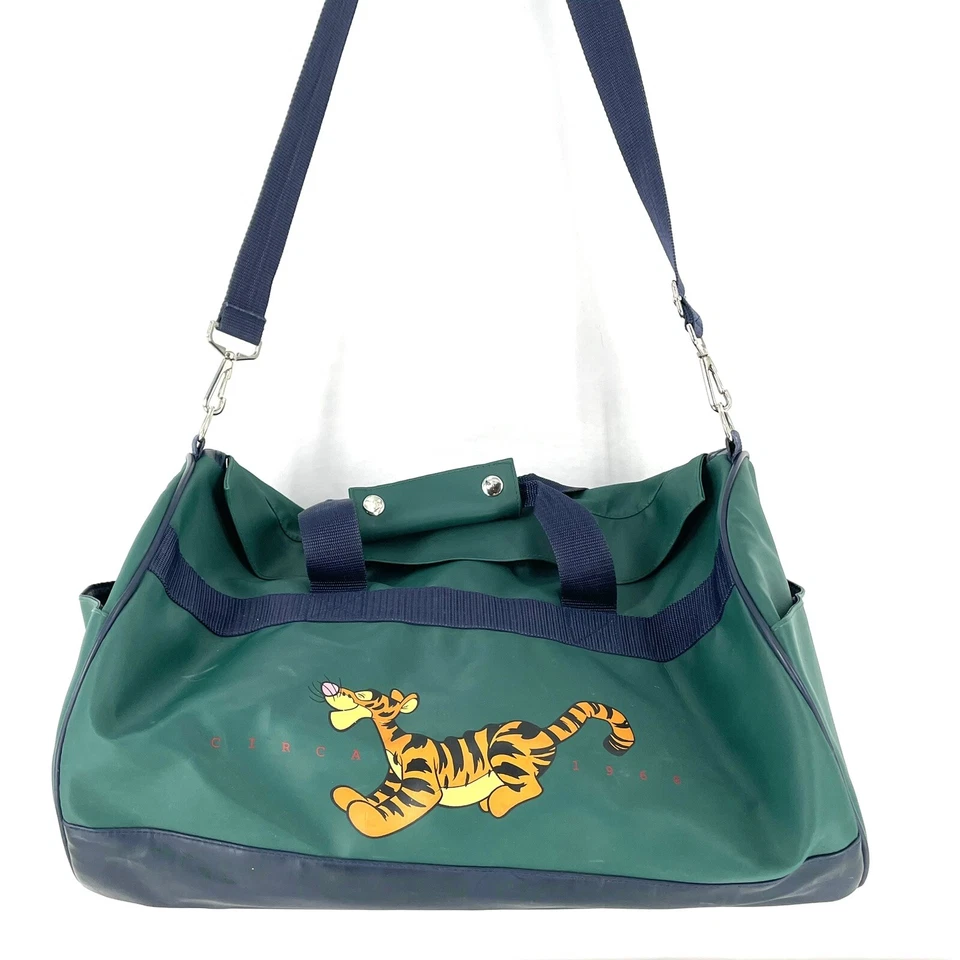 Bolso de viaje vintage Forest Green Disney Store Tigger Winnie The Pooh Foto 1 de 4