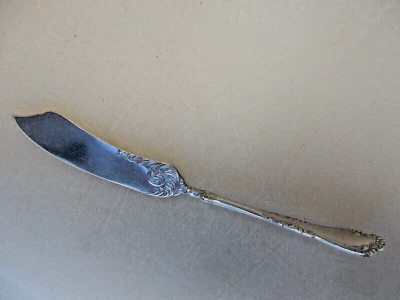 Vtg 1847 Rogers Bros Flat Twisted Handle Butter Knife 7.5" XS Triple Unusual - Image 1 of 2
