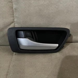 2015-2017 Toyota Camry Front Left Side Interior Door Handle Chrome 69278-X1424 - Picture 1 of 2