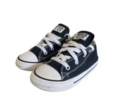 Zapatos Converse Chuck Taylor All Star Low Top negros niños pequeños niño niña talla 10 Foto 1 de 4