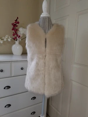 YA Los Angeles Womens Cream Ivory Faux Fur Fashion Vest Jacket  Sz. S/M - Image 1 of 4