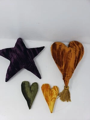 Lot of 4 scented weighted crushed velvet heart and star purple yellow green - Image 1 of 4